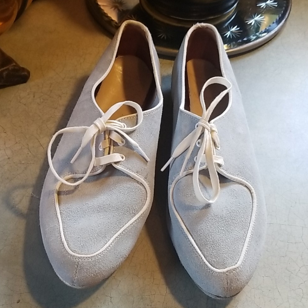 ADORABLE VTG. SUEDE OXFORDS.LT BLUE.HEAVENLY